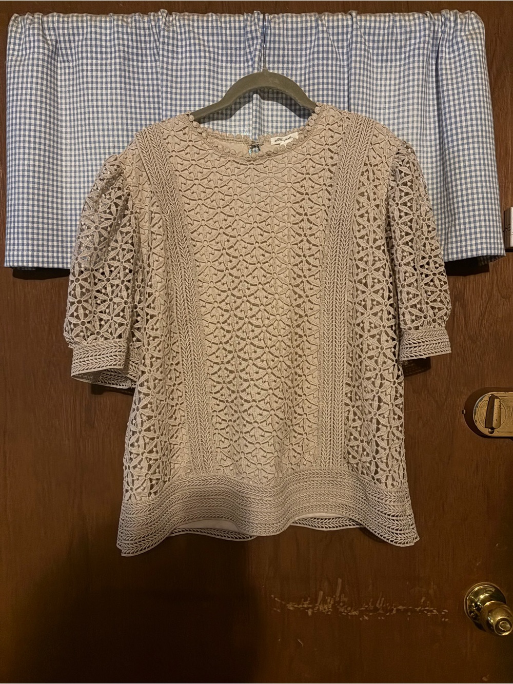 Ultra Pink Beige Crochet Lace Short Sleeve Top